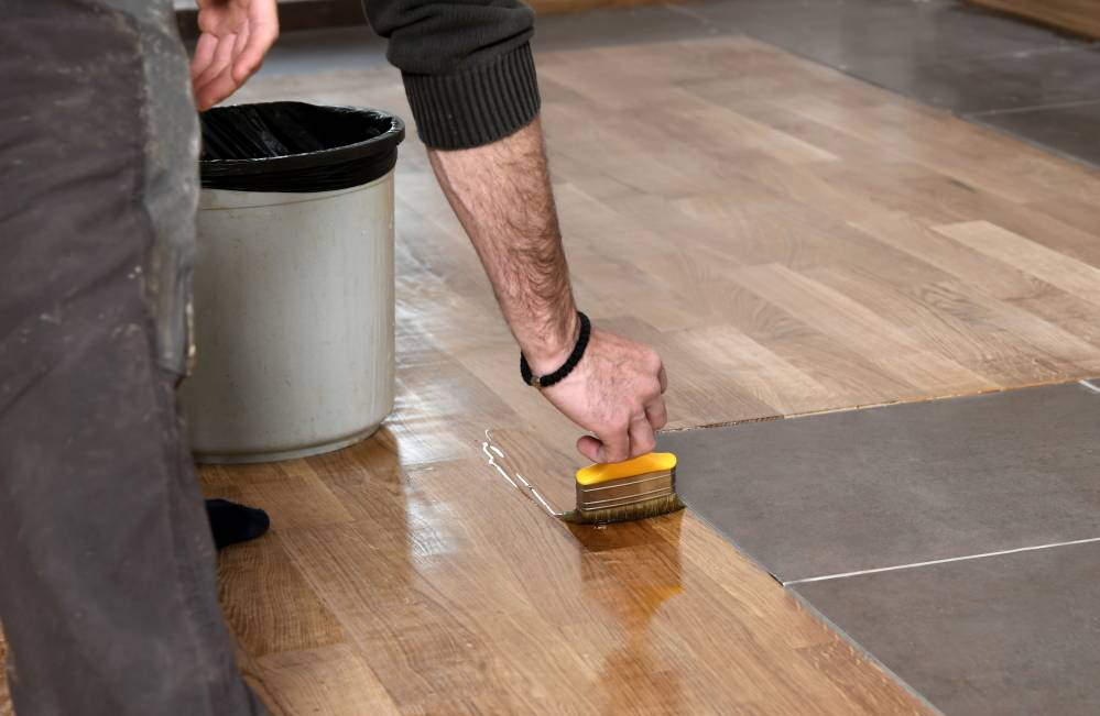 Parquet collé à Bouilly