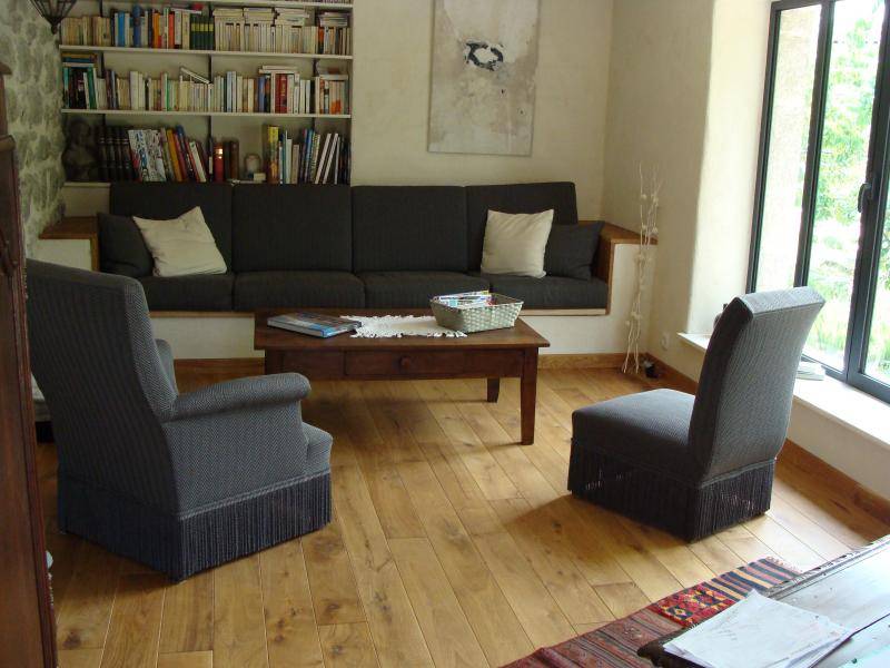 salon 4 chanfreins